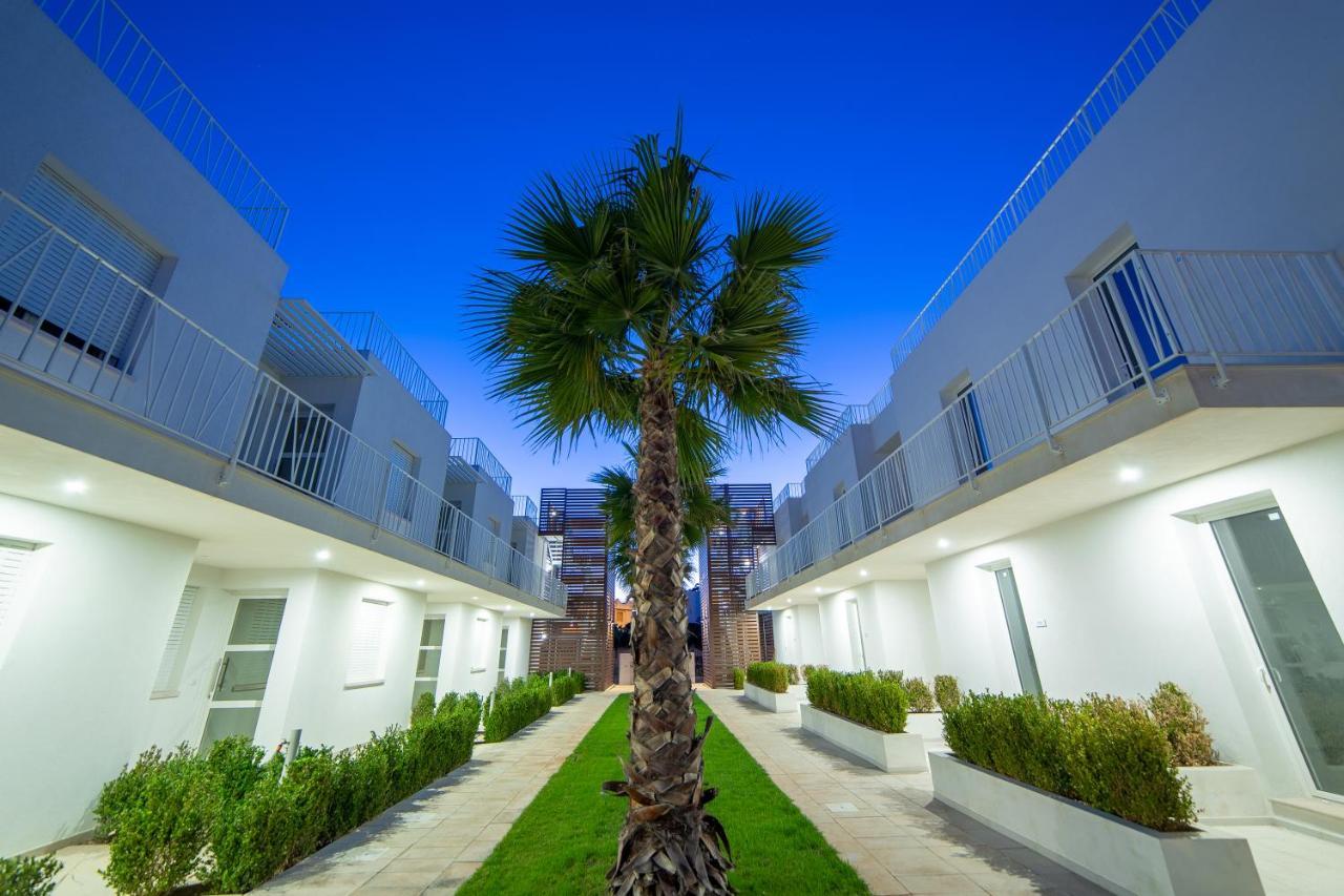 Smart Hotel Ugento Torre San Giovanni Ugento Exterior photo