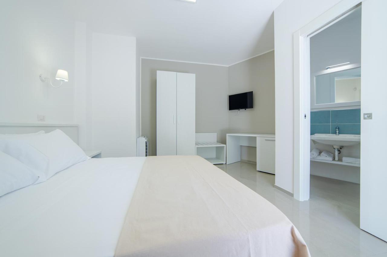 Smart Hotel Ugento Torre San Giovanni Ugento Exterior photo