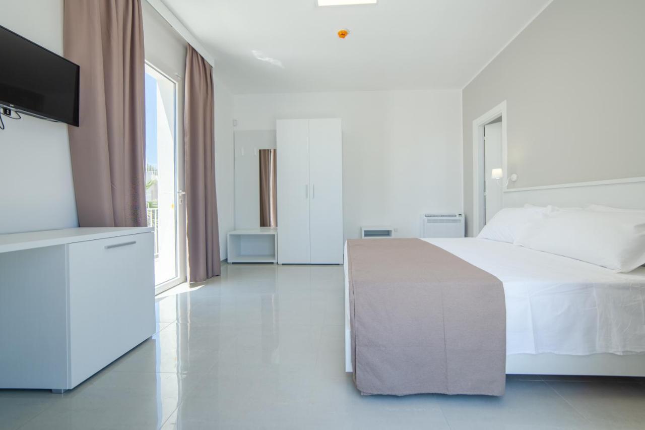 Smart Hotel Ugento Torre San Giovanni Ugento Exterior photo
