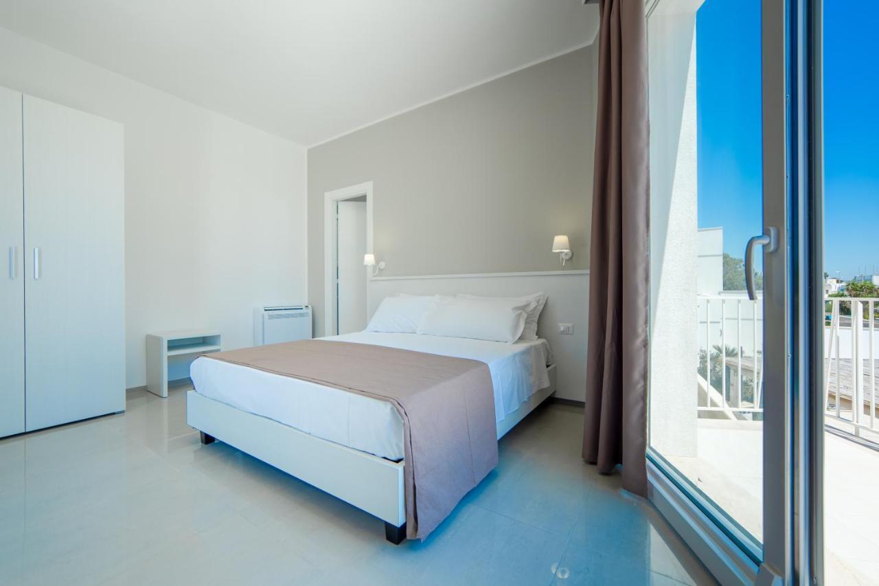 Smart Hotel Ugento Torre San Giovanni Ugento Exterior photo
