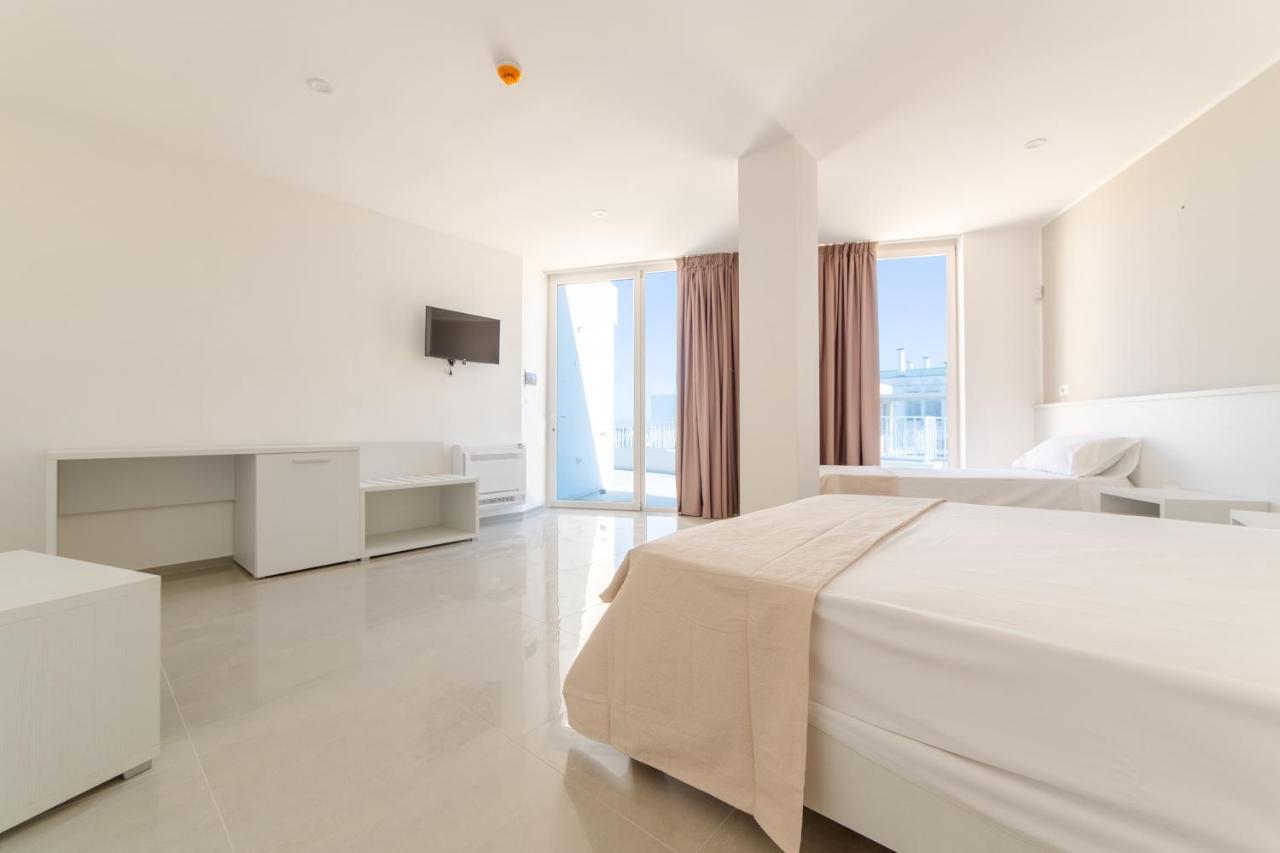 Smart Hotel Ugento Torre San Giovanni Ugento Exterior photo